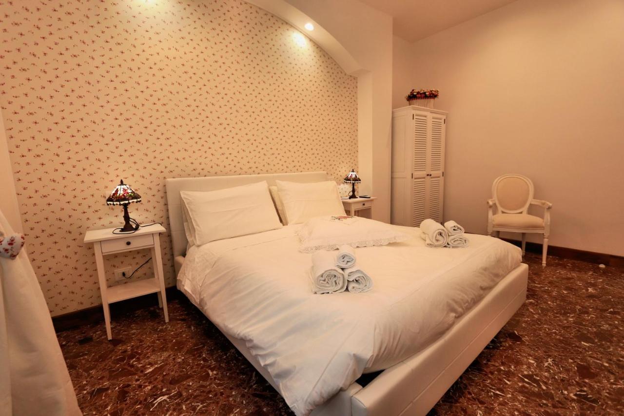 Casa Nina Deluxe Bed & Breakfast Salerno Exterior photo